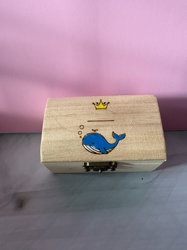 Whale trinket box Whale trinket box